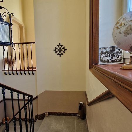 Florensac Chez Dedou Et Madou B&B 외부 사진