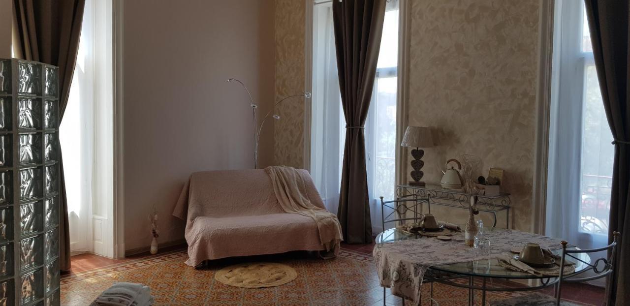Florensac Chez Dedou Et Madou B&B 외부 사진