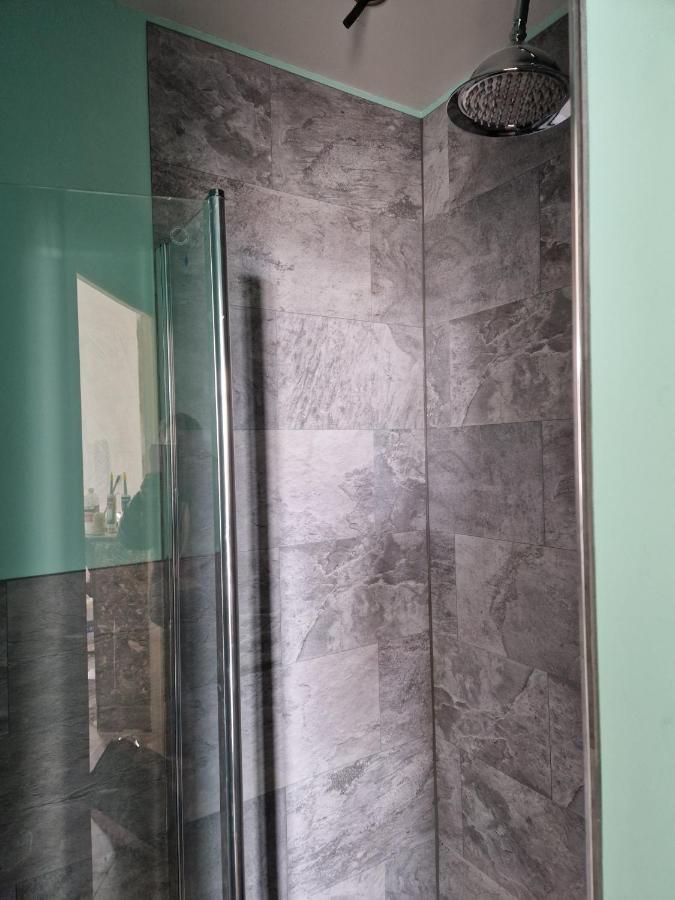 Florensac Chez Dedou Et Madou B&B 외부 사진